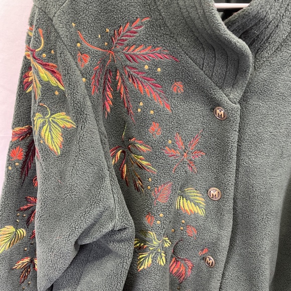 Bob Mackie Green Embroidered Leaves Wearable Art Button Up Fleece Jacket Large - Picture 5 of 10